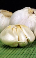 Advantages of deodorised garlic over raw garlic