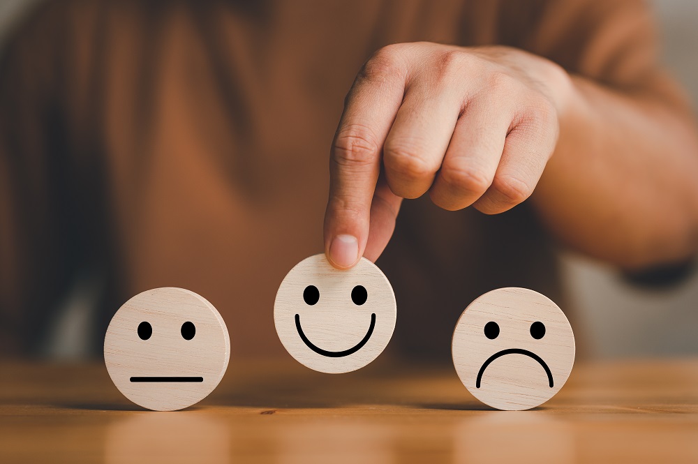 Face smiling without stress